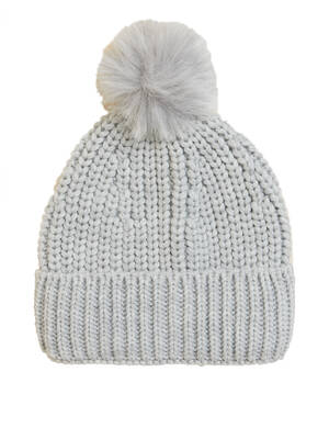 marksandspencer_AW22_T01_5242F_pletena cepice s bambuli z umele kozesiny_seda_399Kc.jpg